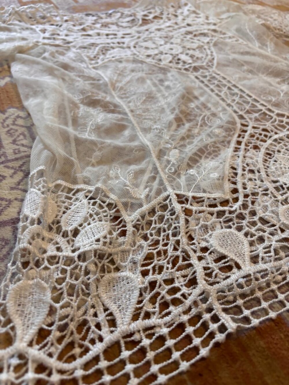 Vintage Boho Ivory Crochet Lace Tunic Top Sheer Embroidered Festival - Picture 4 of 5